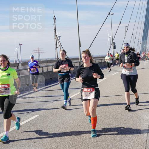 03.10.2025 - Köhlbrandbrückenlauf Michael Burmester http://msf.ph/oto/9116275 03.10.2025 12:57:55 Position 2 4844, 6794 meine-sportfotos.de