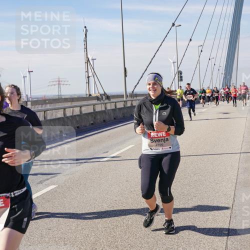 03.10.2025 - Köhlbrandbrückenlauf Michael Burmester http://msf.ph/oto/9116304 03.10.2025 12:57:56 Position 2 6794, 4729 meine-sportfotos.de