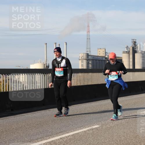 03.10.2025 - Köhlbrandbrückenlauf Lena Gebhardt http://msf.ph/oto/9116342 03.10.2025 10:20:17 Position 2 1928, 2507 meine-sportfotos.de