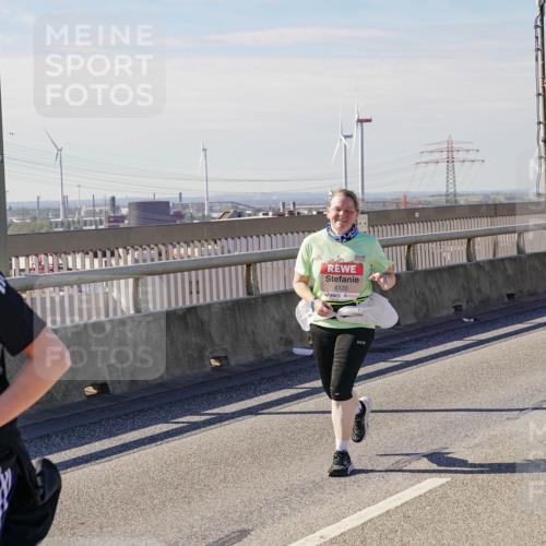 03.10.2025 - Köhlbrandbrückenlauf Michael Burmester http://msf.ph/oto/9116381 03.10.2025 12:58:03 Position 2 5256, 4120 meine-sportfotos.de