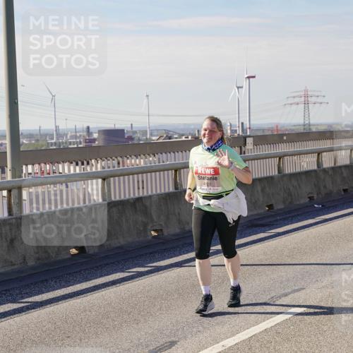 03.10.2025 - Köhlbrandbrückenlauf Michael Burmester http://msf.ph/oto/9116396 03.10.2025 12:58:03 Position 2 4120 meine-sportfotos.de