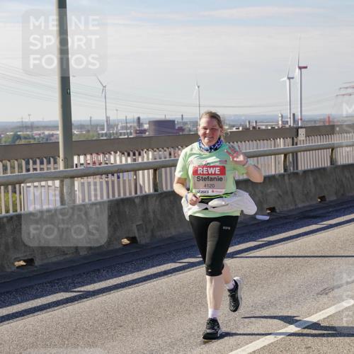 03.10.2025 - Köhlbrandbrückenlauf Michael Burmester http://msf.ph/oto/9116410 03.10.2025 12:58:03 Position 2 4120 meine-sportfotos.de