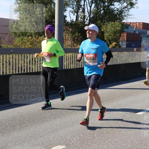 03.10.2025 - Köhlbrandbrückenlauf Strokosch-Dieckow http://msf.ph/oto/9116434 03.10.2025 12:51:10 Position 3 880, 4724 meine-sportfotos.de