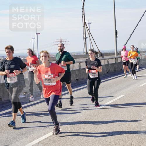 03.10.2025 - Köhlbrandbrückenlauf Michael Burmester http://msf.ph/oto/9116459 03.10.2025 12:58:08 Position 2 5266, 5470, 6442, 5079 meine-sportfotos.de