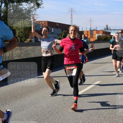 03.10.2025 - Köhlbrandbrückenlauf Strokosch-Dieckow http://msf.ph/oto/9116480 03.10.2025 12:51:15 Position 3 01, 10, 2015, 4175, 62 meine-sportfotos.de