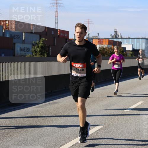 03.10.2025 - Köhlbrandbrückenlauf Strokosch-Dieckow http://msf.ph/oto/9116540 03.10.2025 12:51:18 Position 3 4836 meine-sportfotos.de