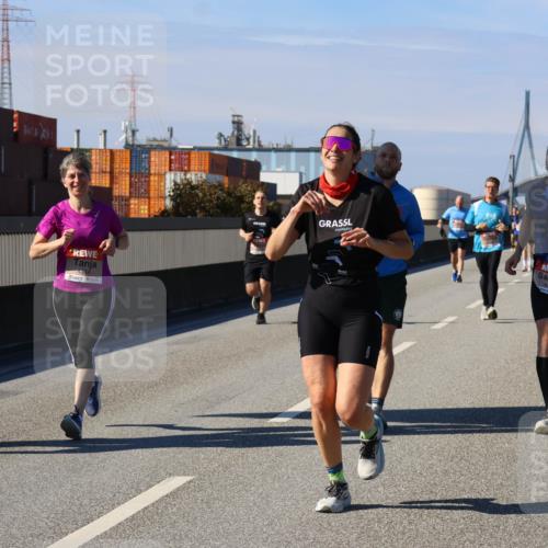 03.10.2025 - Köhlbrandbrückenlauf Strokosch-Dieckow http://msf.ph/oto/9116572 03.10.2025 12:51:20 Position 3 2025, 412, 4396 meine-sportfotos.de