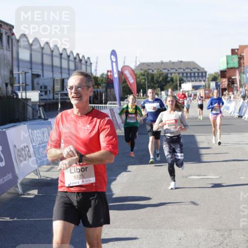 03.10.2025 - Köhlbrandbrückenlauf Jannik Wohlers http://msf.ph/oto/9116600 03.10.2025 13:02:52 Ziel 4095, 4116, 4137, 4203, 4279, 4579, 4619, 4747, 5245, 5793, 5810, 6175, 6255, 6447, 6739 meine-sportfotos.de