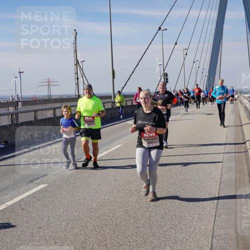 03.10.2025 - Köhlbrandbrückenlauf Michael Burmester http://msf.ph/oto/9116613 03.10.2025 12:58:19 Position 2 5320 meine-sportfotos.de