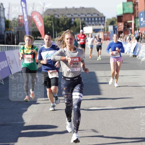 03.10.2025 - Köhlbrandbrückenlauf Jannik Wohlers http://msf.ph/oto/9116625 03.10.2025 13:02:52 Ziel 4095, 4116, 4137, 4203, 4279, 4579, 4619, 4747, 5245, 5793, 5810, 6175, 6255, 6447, 6739 meine-sportfotos.de