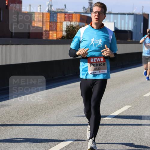 03.10.2025 - Köhlbrandbrückenlauf Strokosch-Dieckow http://msf.ph/oto/9116628 03.10.2025 12:51:25 Position 3 6533 meine-sportfotos.de