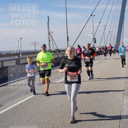 03.10.2025 - Köhlbrandbrückenlauf Michael Burmester http://msf.ph/oto/9116631 03.10.2025 12:58:19 Position 2 5320 meine-sportfotos.de