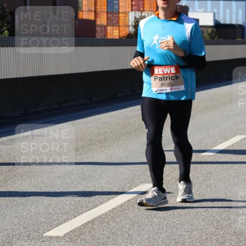 03.10.2025 - Köhlbrandbrückenlauf Strokosch-Dieckow http://msf.ph/oto/9116644 03.10.2025 12:51:25 Position 3 6533 meine-sportfotos.de