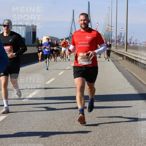 03.10.2025 - Köhlbrandbrückenlauf Strokosch-Dieckow http://msf.ph/oto/9116668 03.10.2025 12:51:32 Position 3 4113 meine-sportfotos.de