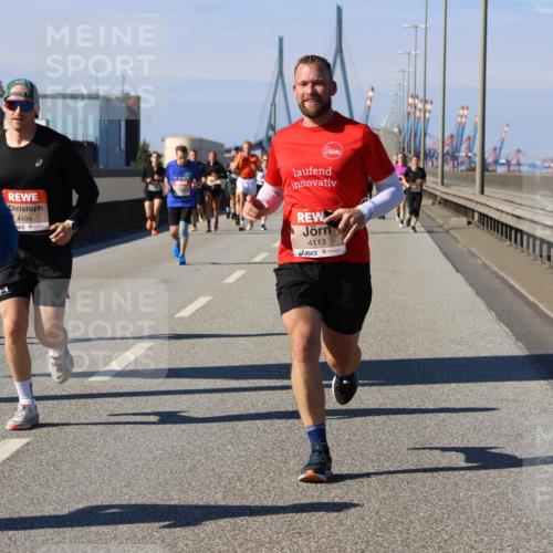 03.10.2025 - Köhlbrandbrückenlauf Strokosch-Dieckow http://msf.ph/oto/9116675 03.10.2025 12:51:32 Position 3 4494, 4113 meine-sportfotos.de