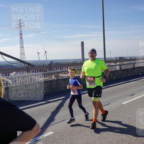 03.10.2025 - Köhlbrandbrückenlauf Michael Burmester http://msf.ph/oto/9116676 03.10.2025 12:58:21 Position 2 6669 meine-sportfotos.de