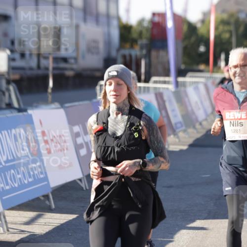03.10.2025 - Köhlbrandbrückenlauf Jannik Wohlers http://msf.ph/oto/9116691 03.10.2025 13:33:32 Ziel 4006, 4744, 5179, 5211, 5281, 5413, 5546, 5549, 6094, 6276 meine-sportfotos.de