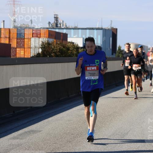 03.10.2025 - Köhlbrandbrückenlauf Strokosch-Dieckow http://msf.ph/oto/9116693 03.10.2025 12:51:37 Position 3 6720 meine-sportfotos.de