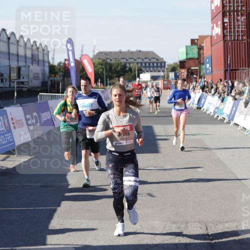 03.10.2025 - Köhlbrandbrückenlauf Jannik Wohlers http://msf.ph/oto/9116696 03.10.2025 13:02:53 Ziel 4095, 4116, 4137, 4203, 4279, 4579, 4619, 4747, 5245, 5793, 5810, 6175, 6255, 6447, 6739 meine-sportfotos.de