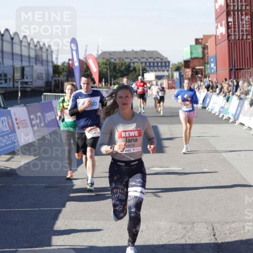 03.10.2025 - Köhlbrandbrückenlauf Jannik Wohlers http://msf.ph/oto/9116726 03.10.2025 13:02:53 Ziel 4095, 4116, 4137, 4203, 4279, 4579, 4619, 4747, 5245, 5793, 5810, 6175, 6255, 6447, 6739 meine-sportfotos.de