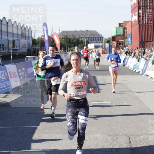 03.10.2025 - Köhlbrandbrückenlauf Jannik Wohlers http://msf.ph/oto/9116736 03.10.2025 13:02:53 Ziel 4095, 4116, 4137, 4203, 4279, 4579, 4619, 4747, 5245, 5793, 5810, 6175, 6255, 6447, 6739 meine-sportfotos.de