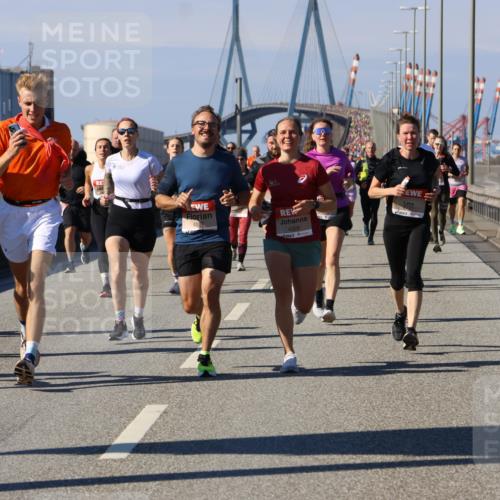 03.10.2025 - Köhlbrandbrückenlauf Strokosch-Dieckow http://msf.ph/oto/9116738 03.10.2025 12:51:40 Position 3 4161, 432, 4328 meine-sportfotos.de