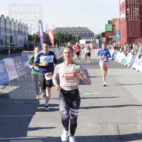 03.10.2025 - Köhlbrandbrückenlauf Jannik Wohlers http://msf.ph/oto/9116743 03.10.2025 13:02:53 Ziel 4095, 4116, 4137, 4203, 4279, 4579, 4619, 4747, 5245, 5793, 5810, 6175, 6255, 6447, 6739 meine-sportfotos.de