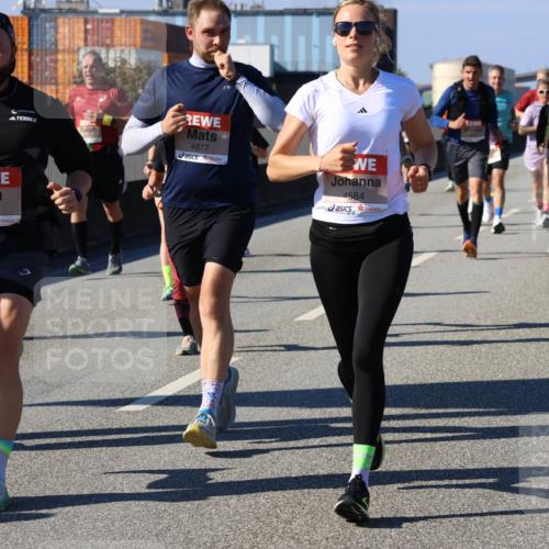 03.10.2025 - Köhlbrandbrückenlauf Strokosch-Dieckow http://msf.ph/oto/9116805 03.10.2025 12:51:46 Position 3 4877, 4336, 4584 meine-sportfotos.de