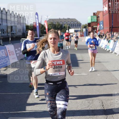 03.10.2025 - Köhlbrandbrückenlauf Jannik Wohlers http://msf.ph/oto/9116813 03.10.2025 13:02:54 Ziel 4095, 4116, 4137, 4203, 4279, 4579, 4619, 4747, 5245, 5793, 5810, 6175, 6447, 6739 meine-sportfotos.de