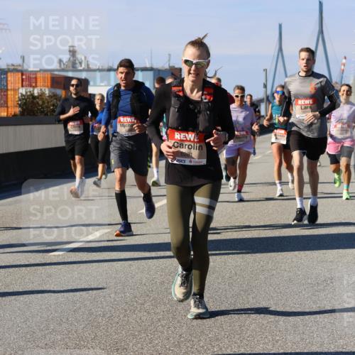 03.10.2025 - Köhlbrandbrückenlauf Strokosch-Dieckow http://msf.ph/oto/9116819 03.10.2025 12:51:50 Position 3 4504, 6281, 5096 meine-sportfotos.de