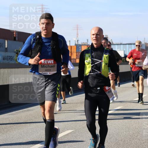 03.10.2025 - Köhlbrandbrückenlauf Strokosch-Dieckow http://msf.ph/oto/9116863 03.10.2025 12:51:52 Position 3 4659, 5096 meine-sportfotos.de
