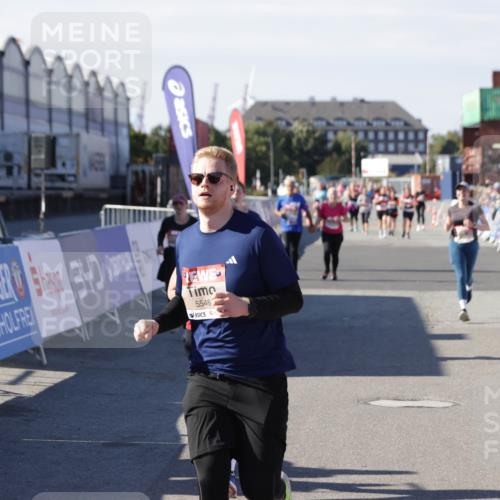 03.10.2025 - Köhlbrandbrückenlauf Jannik Wohlers http://msf.ph/oto/9116889 03.10.2025 13:33:38 Ziel 4006, 4744, 5179, 5281, 5367, 5546, 5549, 5579, 6094, 6734 meine-sportfotos.de