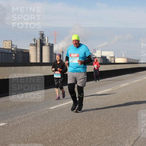03.10.2025 - Köhlbrandbrückenlauf Lena Gebhardt http://msf.ph/oto/9116905 03.10.2025 10:21:41 Position 2 2647 meine-sportfotos.de