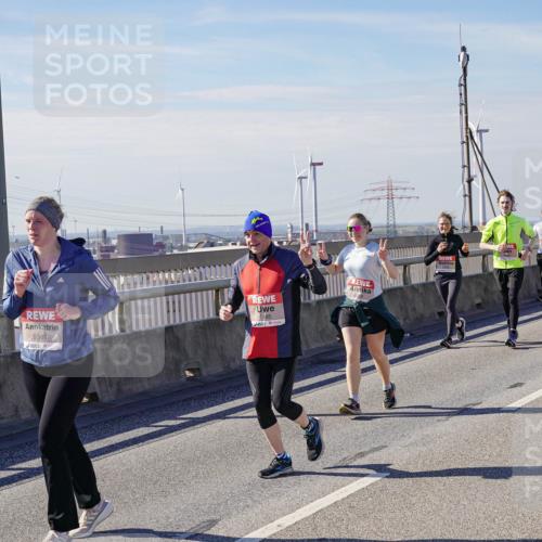 03.10.2025 - Köhlbrandbrückenlauf Michael Burmester http://msf.ph/oto/9116910 03.10.2025 12:58:35 Position 2 5985, 5344 meine-sportfotos.de