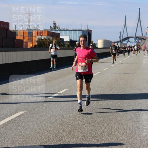 03.10.2025 - Köhlbrandbrückenlauf Strokosch-Dieckow http://msf.ph/oto/9116947 03.10.2025 12:52:02 Position 3  meine-sportfotos.de