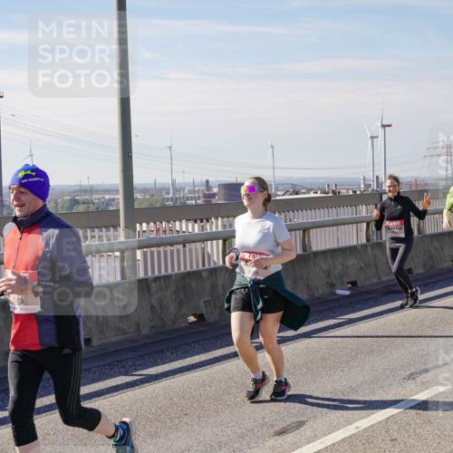 03.10.2025 - Köhlbrandbrückenlauf Michael Burmester http://msf.ph/oto/9116961 03.10.2025 12:58:36 Position 2  meine-sportfotos.de