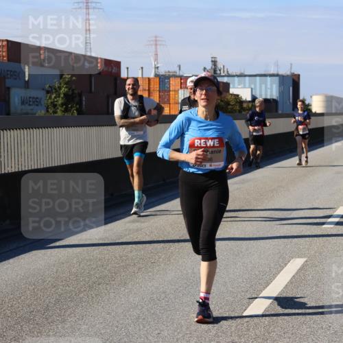 03.10.2025 - Köhlbrandbrückenlauf Strokosch-Dieckow http://msf.ph/oto/9116969 03.10.2025 12:52:08 Position 3 36 meine-sportfotos.de