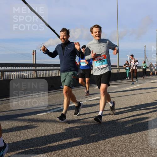 03.10.2025 - Köhlbrandbrückenlauf Strokosch-Dieckow http://msf.ph/oto/9117005 03.10.2025 09:50:15 Position 2 1108 meine-sportfotos.de