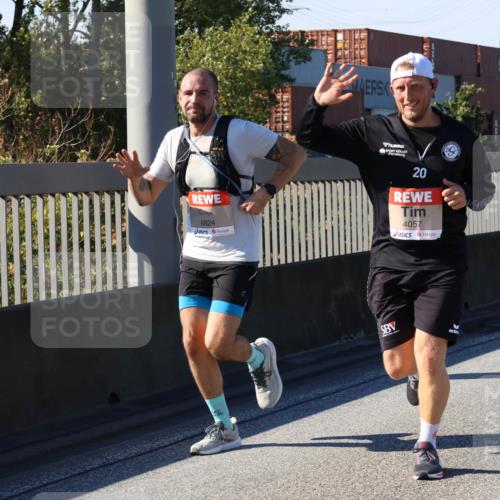 03.10.2025 - Köhlbrandbrückenlauf Strokosch-Dieckow http://msf.ph/oto/9117014 03.10.2025 12:52:10 Position 3 6824, 20, 4057 meine-sportfotos.de