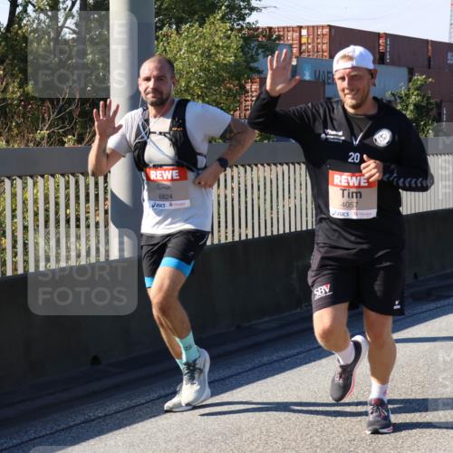 03.10.2025 - Köhlbrandbrückenlauf Strokosch-Dieckow http://msf.ph/oto/9117017 03.10.2025 12:52:10 Position 3 880, 6824, 20, 4057 meine-sportfotos.de
