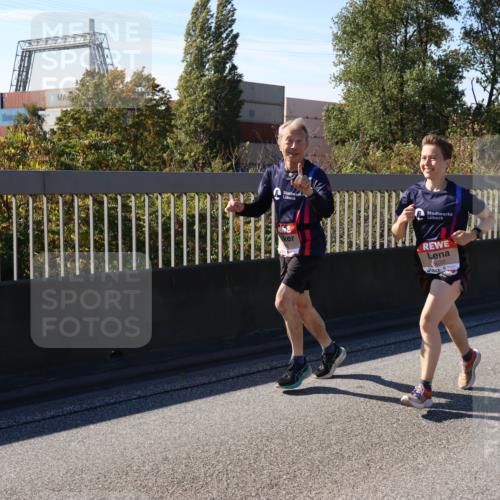 03.10.2025 - Köhlbrandbrückenlauf Strokosch-Dieckow http://msf.ph/oto/9117045 03.10.2025 12:52:16 Position 3 6022 meine-sportfotos.de