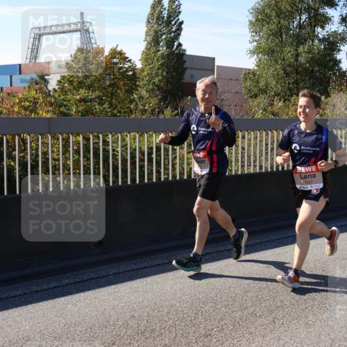 03.10.2025 - Köhlbrandbrückenlauf Strokosch-Dieckow http://msf.ph/oto/9117053 03.10.2025 12:52:16 Position 3 8022 meine-sportfotos.de