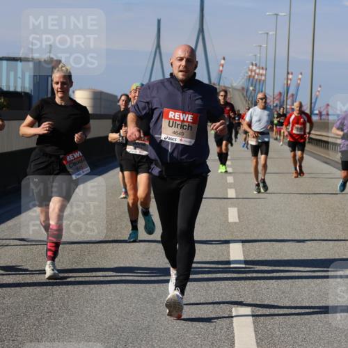 03.10.2025 - Köhlbrandbrückenlauf Strokosch-Dieckow http://msf.ph/oto/9117087 03.10.2025 12:52:22 Position 3 5646, 645, 4649 meine-sportfotos.de