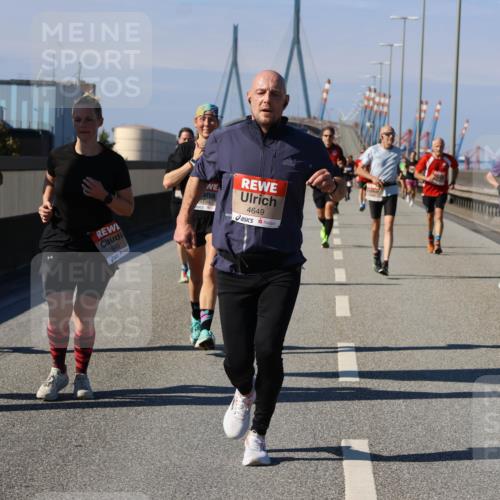 03.10.2025 - Köhlbrandbrückenlauf Strokosch-Dieckow http://msf.ph/oto/9117099 03.10.2025 12:52:22 Position 3 5646, 4806, 645, 4794, 4649 meine-sportfotos.de