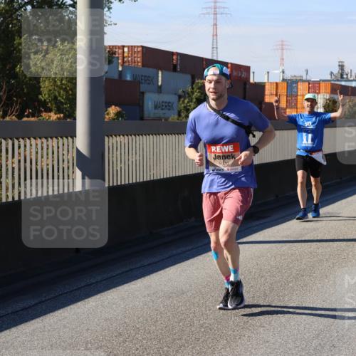 03.10.2025 - Köhlbrandbrückenlauf Strokosch-Dieckow http://msf.ph/oto/9117209 03.10.2025 12:52:34 Position 3 5970 meine-sportfotos.de