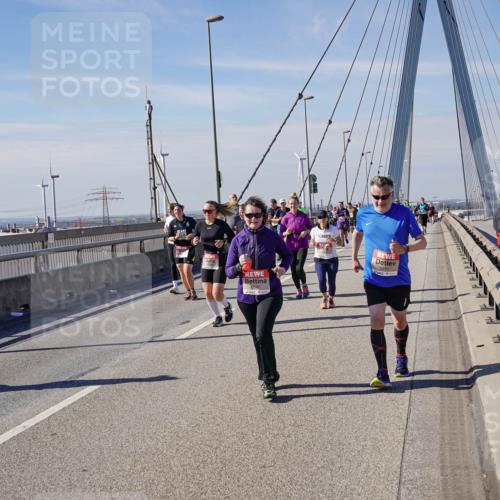 03.10.2025 - Köhlbrandbrückenlauf Michael Burmester http://msf.ph/oto/9117264 03.10.2025 12:58:51 Position 2 6597 meine-sportfotos.de
