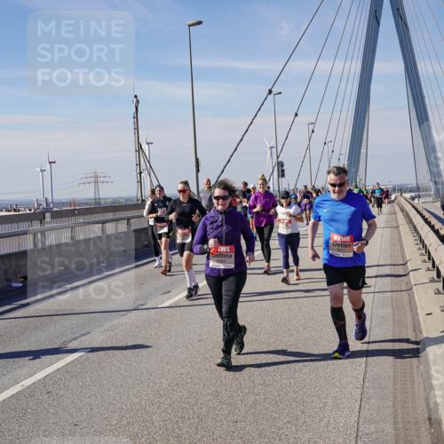 03.10.2025 - Köhlbrandbrückenlauf Michael Burmester http://msf.ph/oto/9117270 03.10.2025 12:58:51 Position 2 6597, 5511 meine-sportfotos.de