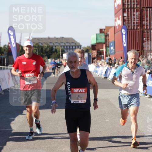 03.10.2025 - Köhlbrandbrückenlauf Jannik Wohlers http://msf.ph/oto/9117275 03.10.2025 13:03:02 Ziel 4095, 4137, 4203, 4279, 4294, 4619, 4747, 6655, 6770 meine-sportfotos.de