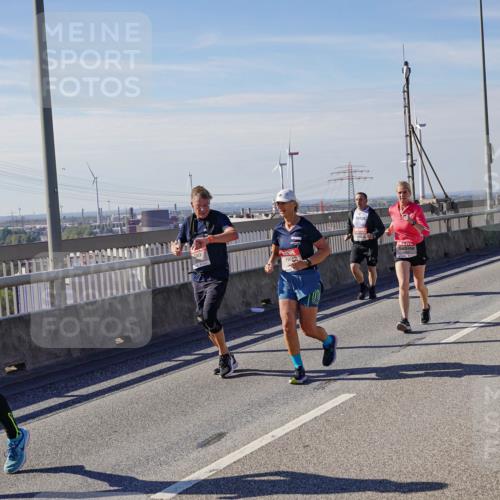 03.10.2025 - Köhlbrandbrückenlauf Michael Burmester http://msf.ph/oto/9117402 03.10.2025 12:58:58 Position 2  meine-sportfotos.de