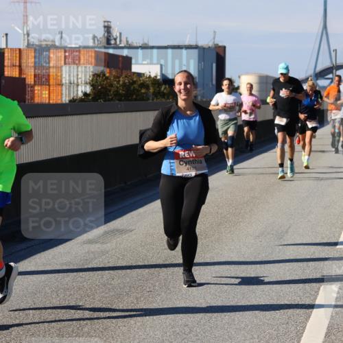 03.10.2025 - Köhlbrandbrückenlauf Strokosch-Dieckow http://msf.ph/oto/9117429 03.10.2025 12:52:53 Position 3 6467, 4195 meine-sportfotos.de